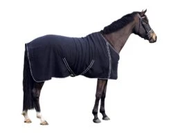 QHP Fleecedeken Basic Met Singels Zwart